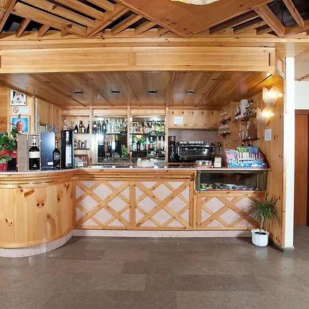 玉兰皇宫酒店 酒店